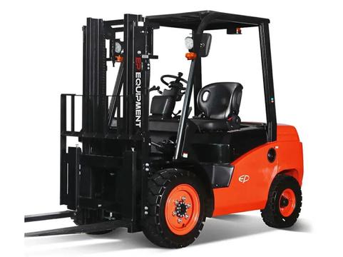 Бензиновый погрузчик EP CPQD35T8