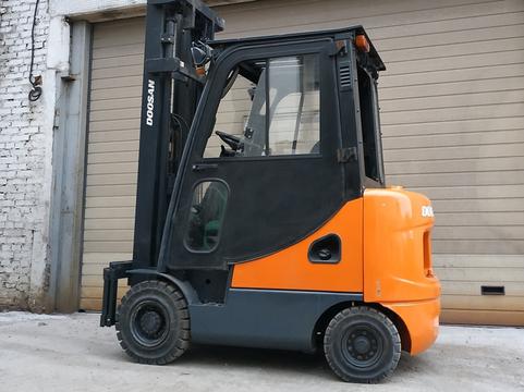Дизельный автопогрузчик Doosan D 20 S-5 (2014)