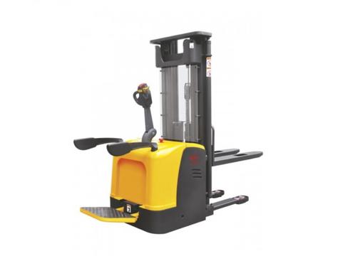 Штабелер самоходный 1,5 т 4,5 м XILIN CDDK15-III 24/240 В/Ач ЭУР, ПК (с платформой)
