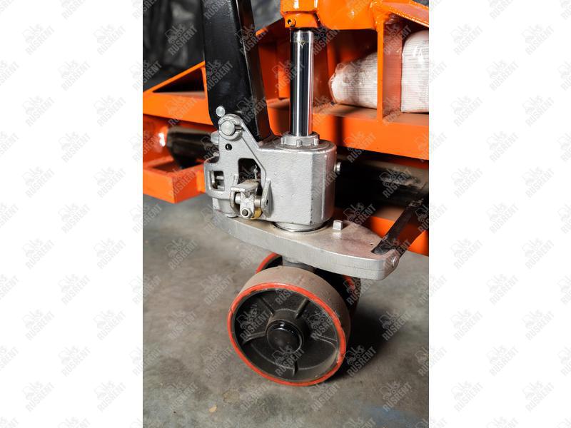 Тележка гидравлическая 2500 кг 1150х1150 мм TOR ZT для рулонов (полиуретановые колеса)