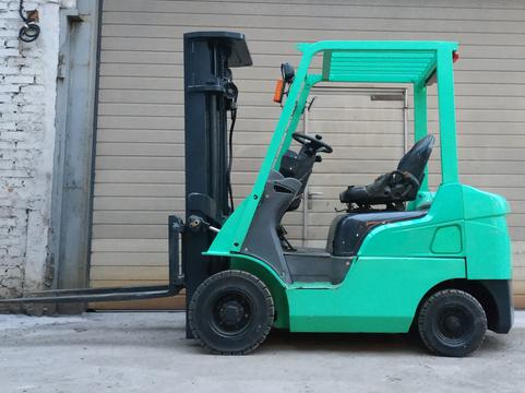 Дизельный автопогрузчик Mitsubishi FD 20 CNT (2008)